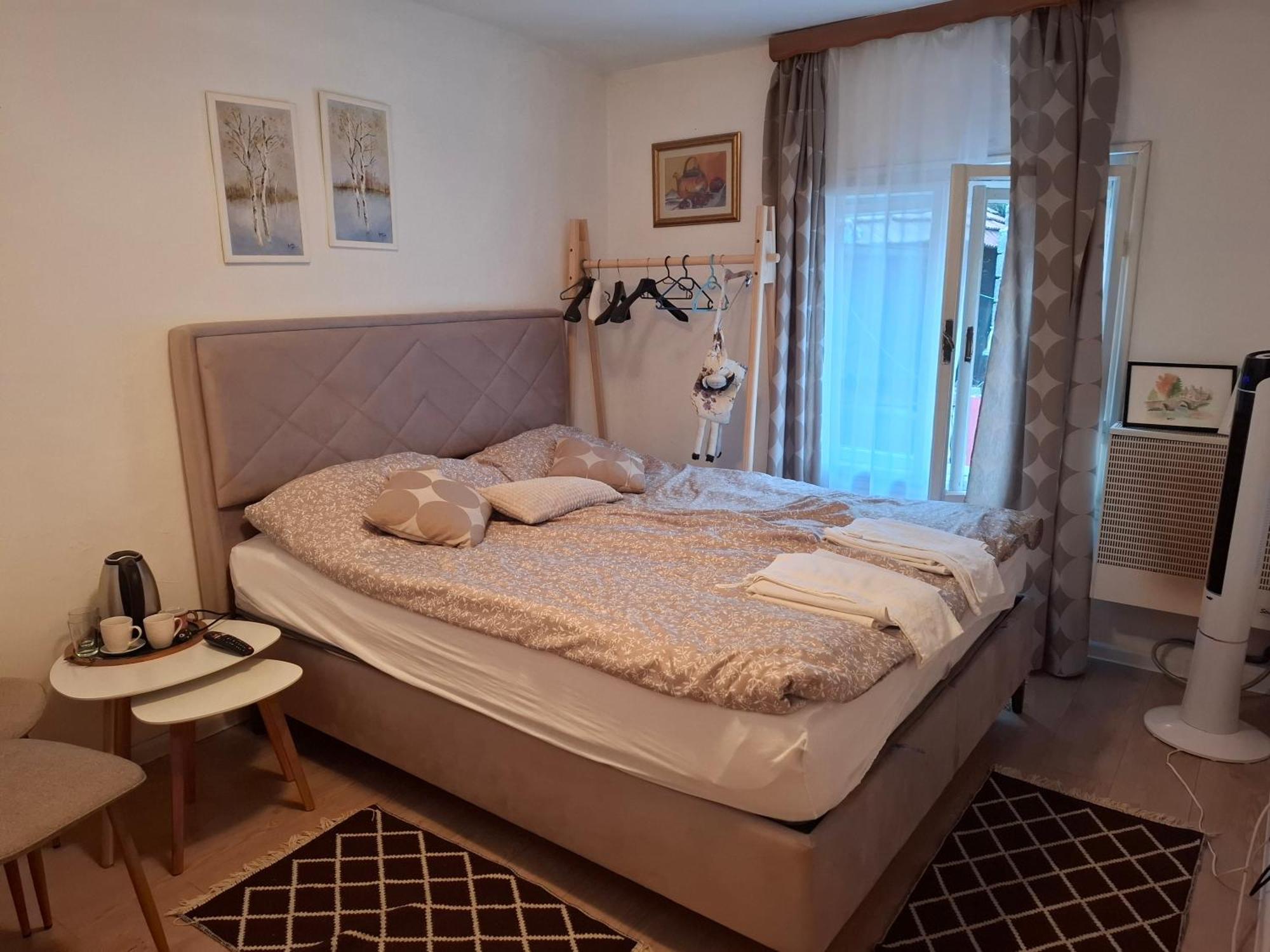 Guesthouse Unique SJJ Pokoj fotografie